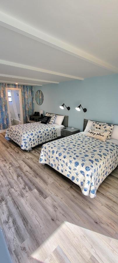 Satellite Motel St. Pete Beach Eksteriør billede